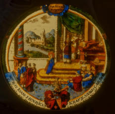 Vitrail attribué à l'atelier de Micharl Müller de Zoug: L'entrée de la Vierge au temple